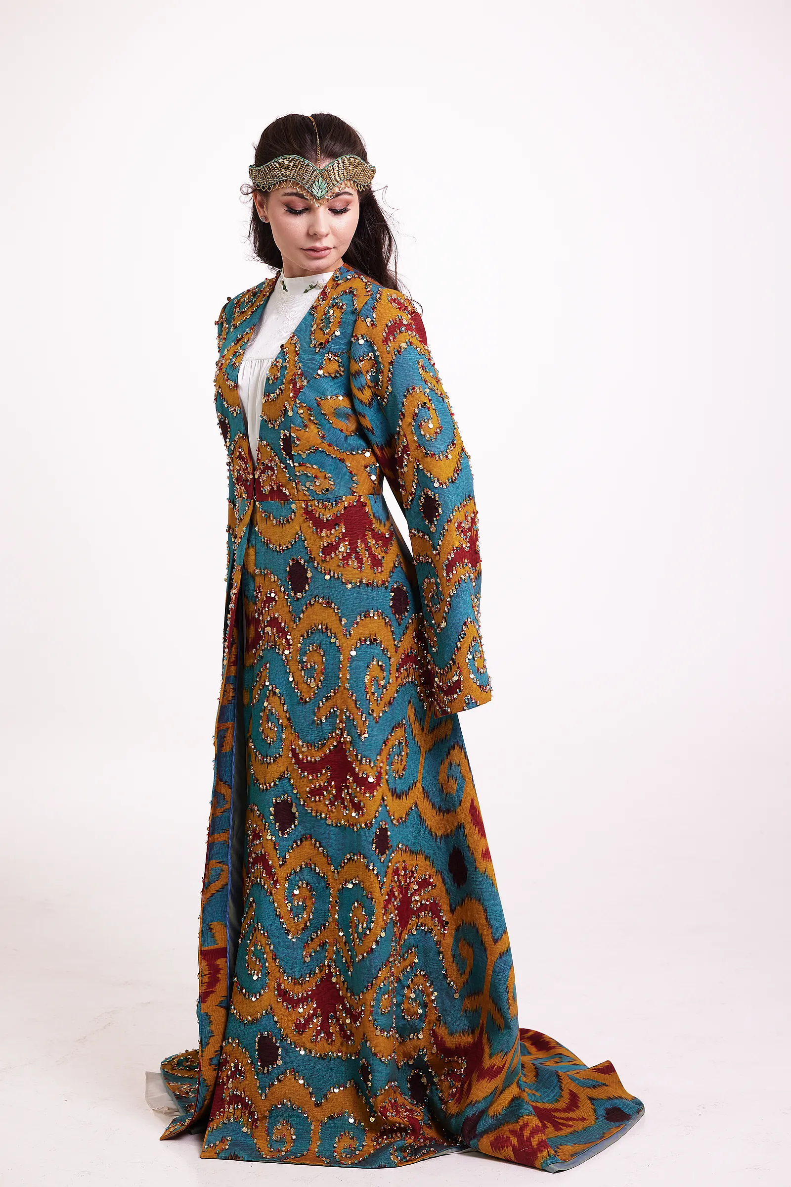 Стеганный кафтан-платье «Хонзода»